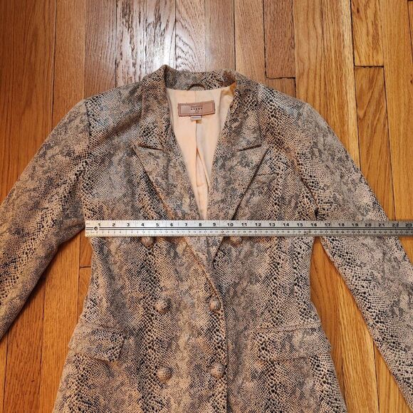 NWOT Blank NYC Snake Print Double Breasted Jacket Python Pale Pink Sz Small - Picture 9 of 10